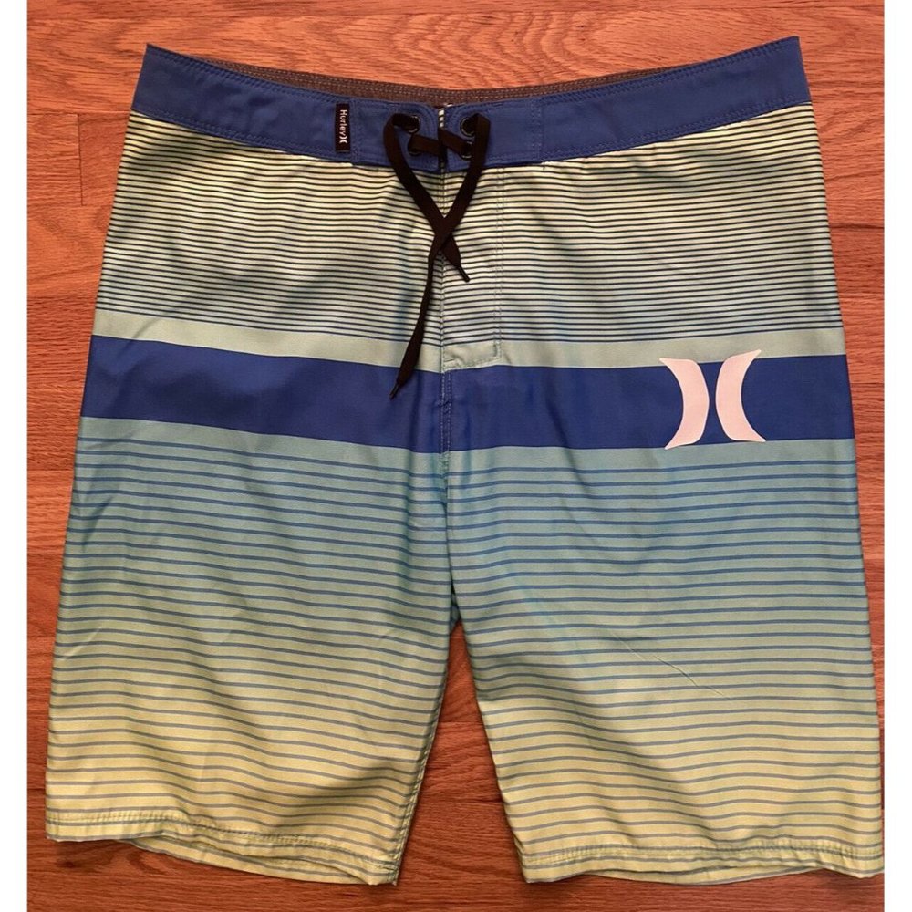 Mens Hurley 20/30 Board Shorts Swim Shorts Green And Blue Striped Size 30 EUC